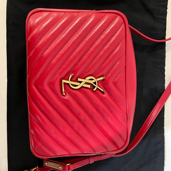 YSL Red Lou Camera Bag in Quilted Leather - Picture 5 of 8